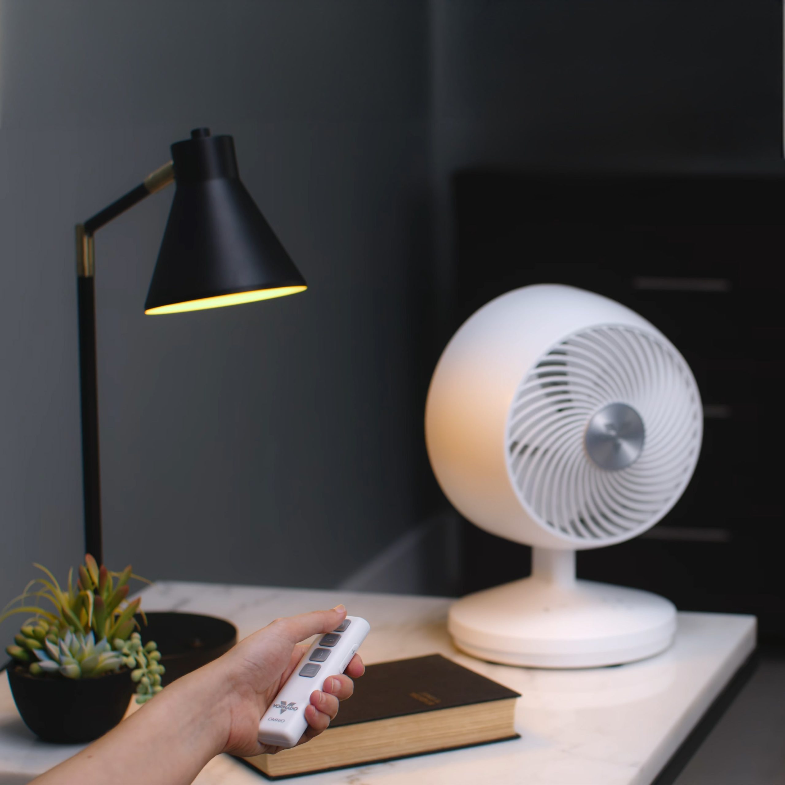 OMNIO™ 7 Medium Air Circulator - Image 7